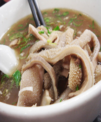 牛肚補(bǔ)胃湯的做法 牛肚補(bǔ)胃湯的做法