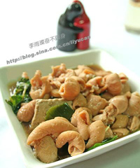 升麻芝麻燉豬大腸的做法 升麻芝麻燉豬大腸的做法