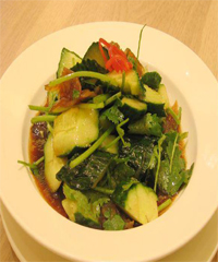 黃瓜拌平菇的做法 黃瓜拌平菇的做法