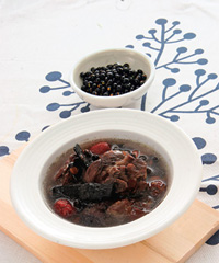 羊腎黑豆杜仲湯的做法 羊腎黑豆杜仲湯的做法