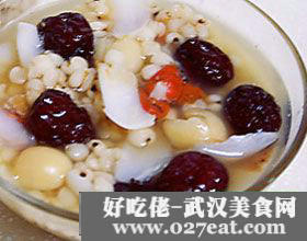 蓮棗薏仁粥的做法 蓮棗薏仁粥的做法