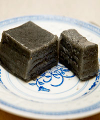 美容烏發(fā)糕的做法 美容烏發(fā)糕的做法