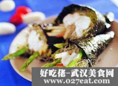 蘋果苜蓿芽手卷的做法 蘋果苜蓿芽手卷的做法