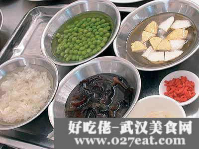 �����y��ѩ�������