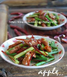 紅椒蒜苗炒煎豬肉的做法 紅椒蒜苗炒煎豬肉的做法