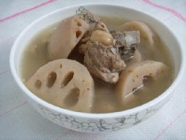 蓮藕花生豬骨湯的做法 蓮藕花生豬骨湯的做法