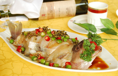 �r���|�~������