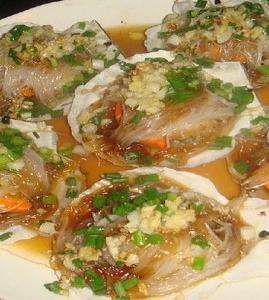 蔥油蒜香扇貝的做法 蔥油蒜香扇貝的做法