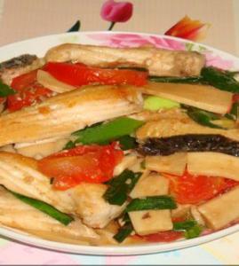 草魚杏鮑菇的做法 草魚杏鮑菇的做法