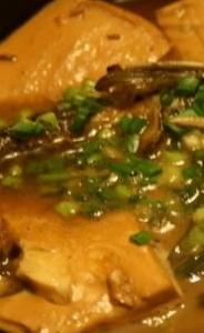 黃骨魚燜豆腐的做法 黃骨魚燜豆腐的做法