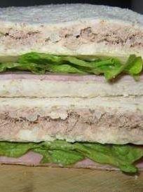 金槍魚火腿三明治的做法 金槍魚火腿三明治的做法