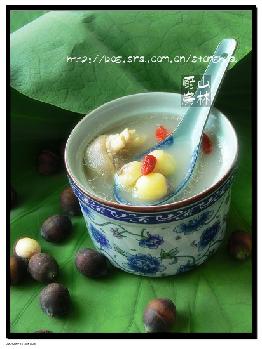 豬腳蓮子湯的做法 豬腳蓮子湯的做法