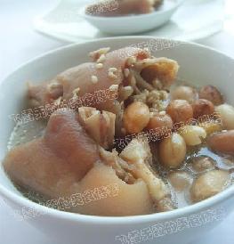 豬蹄花生湯的做法 豬蹄花生湯的做法