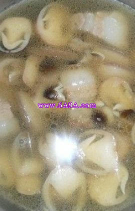 回鍋肉草菇湯的做法 回鍋肉草菇湯的做法