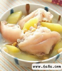 青木瓜燉豬腳的做法 青木瓜燉豬腳的做法