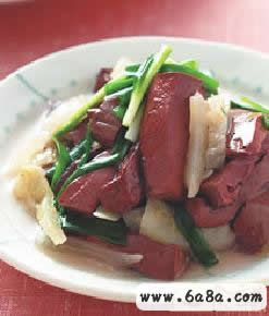 酸菜炒豬血的做法 酸菜炒豬血的做法