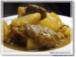 咖喱土豆?fàn)F牛腩的做法 咖喱土豆?fàn)F牛腩的做法