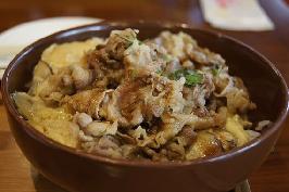 自制招牌牛肉飯的做法 自制招牌牛肉飯的做法