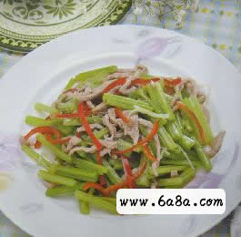 芹香牛肉絲的做法 芹香牛肉絲的做法