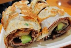 蔥爆牛肉捲餅的做法 蔥爆牛肉捲餅的做法