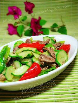 黃瓜片炒雞心的做法 黃瓜片炒雞心的做法