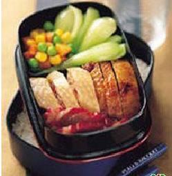 三寶飯便當(dāng)?shù)淖龇? title=