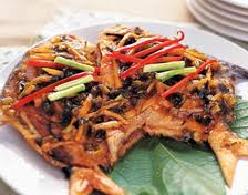 �������K�~(y��)������