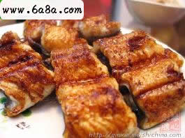 �����~������