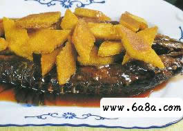 鲅魚燴餅子的做法 鲅魚燴餅子的做法