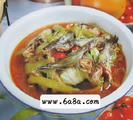 嘎魚(yú)燉茄子的做法 嘎魚(yú)燉茄子的做法