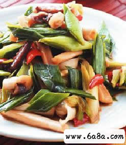 蒜苗炒魷魚的做法 蒜苗炒魷魚的做法