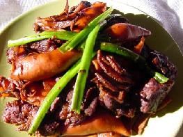 肉燉小魷魚的做法 肉燉小魷魚的做法