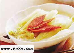 燜煮火腿白菜的做法 燜煮火腿白菜的做法