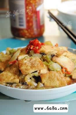 白菜燴脆皮豆腐的做法 白菜燴脆皮豆腐的做法