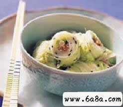 大白菜芝麻卷泡菜的做法 大白菜芝麻卷泡菜的做法