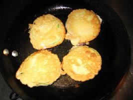 �������