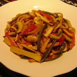 豆腐干柿椒炒面的做法 豆腐干柿椒炒面的做法