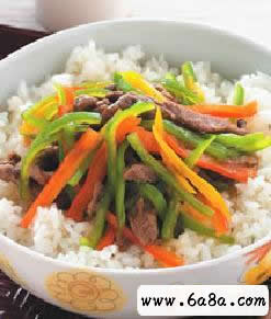 彩椒牛肉蓋飯的做法 彩椒牛肉蓋飯的做法