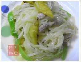 泡椒肉絲炒嫩姜的做法 泡椒肉絲炒嫩姜的做法