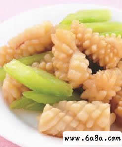 ���۳���֦������