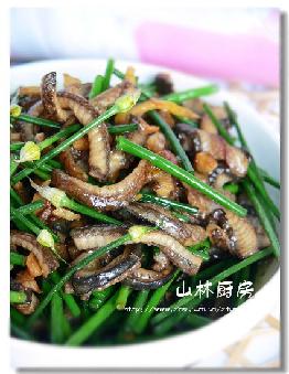 韭菜花炒鱔絲的做法 韭菜花炒鱔絲的做法