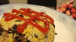 木耳黃花菜咖喱炒飯的做法 木耳黃花菜咖喱炒飯的做法