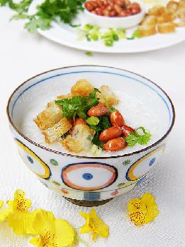 �����~���������