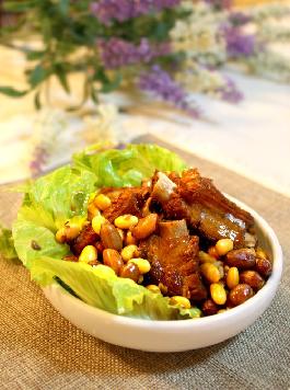 花生黃豆燒排骨的做法 花生黃豆燒排骨的做法