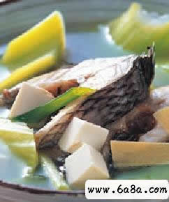 芥菜豆腐鯽魚湯的做法 芥菜豆腐鯽魚湯的做法