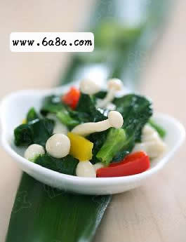 豌豆尖扒蟹味菇的做法 豌豆尖扒蟹味菇的做法