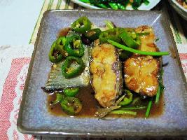 �������~β������