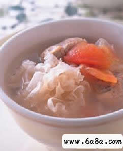 蕃茄銀耳煲排骨的做法 蕃茄銀耳煲排骨的做法