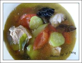 西紅柿排骨湯的做法 西紅柿排骨湯的做法