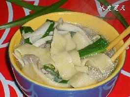 棒骨湯南瓜面的做法 棒骨湯南瓜面的做法